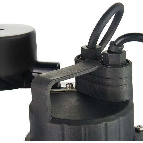 Thermoplastic Submersible Sump Pump, 2560 GPH, 115 V, 4.6 A, 1/3 HP Distribution Élite MP