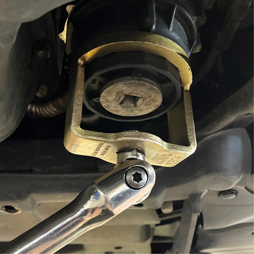 Cl&eacute; pour filtre &agrave; huile Toyota – 4, 6 et 8 cylindres Distribution Élite MP