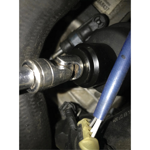 Douille pour filtre &agrave; huile Cummins 5,9 L - 25 mm Distribution Élite MP