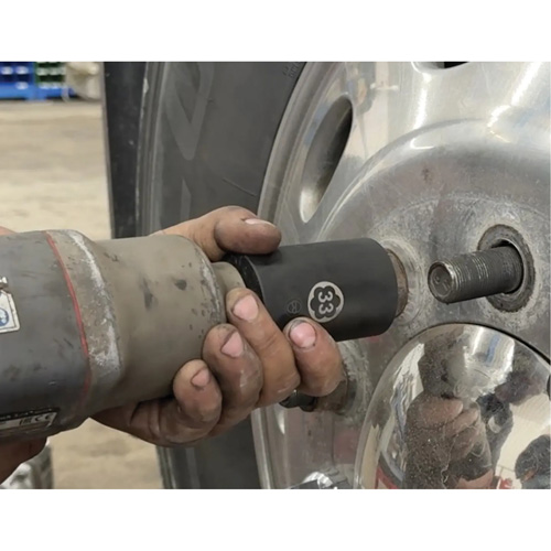 Jeu de douilles hexagonales et h&eacute;licoidales pour &eacute;crous de roue de camion Distribution Élite MP
