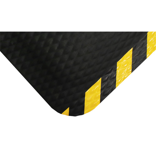 Tapis Hog Heaven, Losange, 4-4/5' x 8' x 5/8", Noir/Jaune, Nitrile Distribution Élite MP