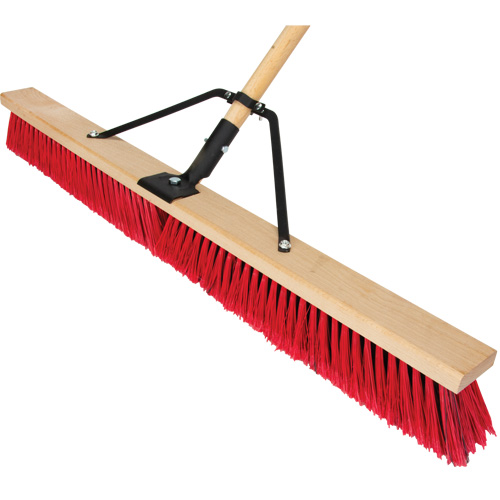 Balai-brosse &agrave; manche renforc&eacute;, 36", Moyen, Soies PVC Distribution Élite MP