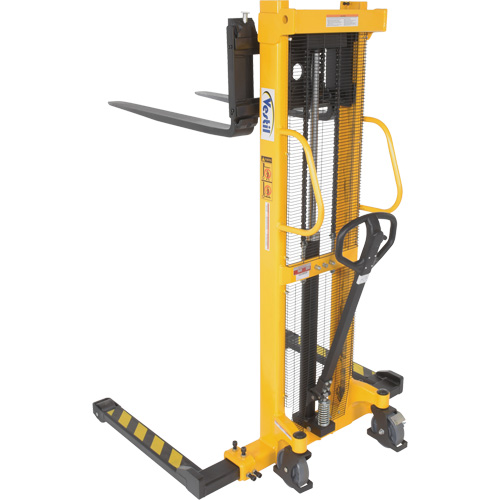 Manual Hydraulic Stacker, Hand Pump Operated, 2000 lbs. Capacity, 63" Max Lift Distribution Élite MP