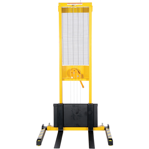 Manual Stacker, Hand Winch Operated, 770 lbs. Capacity, 60" Max Lift Distribution Élite MP