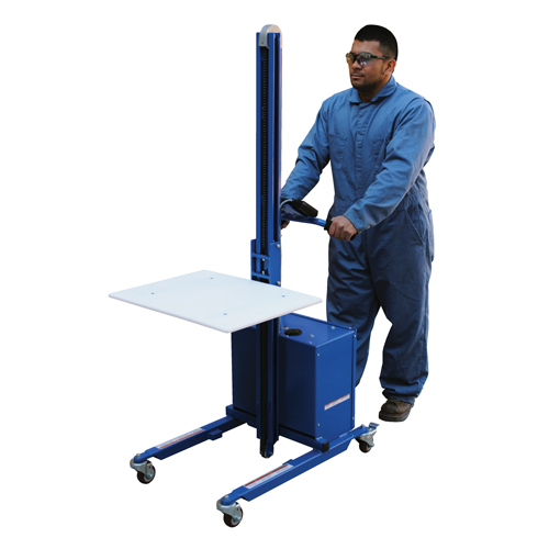 Gerbeur &agrave; plateforme &agrave; &eacute;l&eacute;vation rapide, M&eacute;canisme &eacute;lectrique, Capacit&eacute; de 175 lb, Levage max de 57" Distribution Élite MP