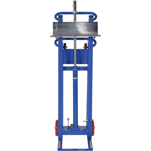 Gerbeur &agrave; plateforme hydraulique, M&eacute;canisme Pompe au pied, Capacit&eacute; de 750 lb, Levage max de 52" Distribution Élite MP
