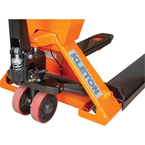 Digital Scale Pallet Truck, 44.5" L x 27.75" W, 4400 lbs. Cap. Distribution Élite MP