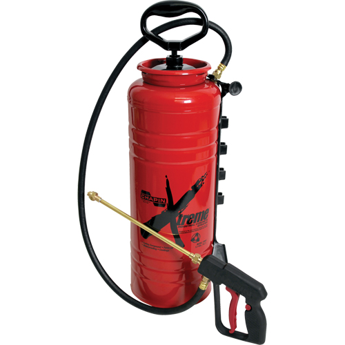 Xtreme Industrial Concrete Sprayer with Dripless Wand, 3.5 gal. (13.25 L), Steel, 24" Wand Distribution Élite MP