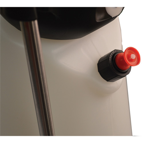 Cleaning & Restoration Series Foaming Compression Sprayer, 2 gal. (9 L), Polyethylene, 21" Wand Distribution Élite MP