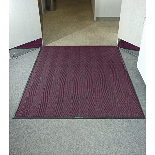 Waterhog&reg; Eco Elite Matting, Wiper/Scraper, 3' x 20' x 3/8", Maroon Distribution Élite MP