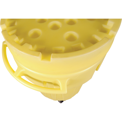 Ultra-Overpacks&reg; Wheeled Drum, 95 gal., Mobile Distribution Élite MP