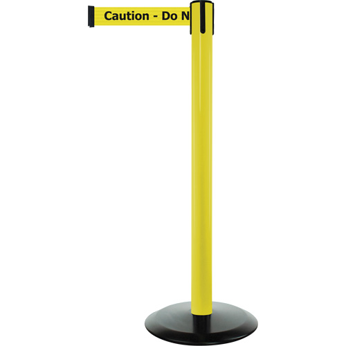 Advance TensaBarrier&reg; Barrier Post, Steel, 36" H, Black/Yellow Tape, 7.5' Tape Length Distribution Élite MP