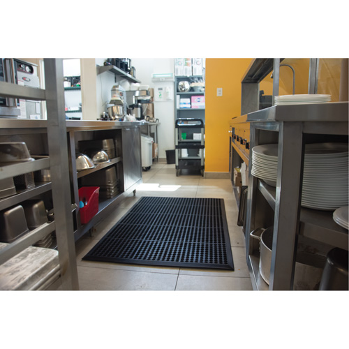 Tapis antifatigue, &agrave; fentes, 3' x 5' x 7/8", Noir, Caoutchouc naturel Distribution Élite MP