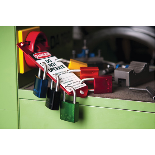 Safety Padlock, Yellow, Keyed Different, Aluminum, 1-1/2" Width Distribution Élite MP