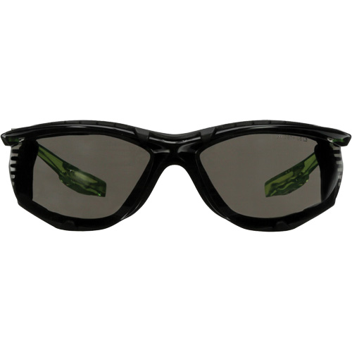 Lunettes de s&eacute;curit&eacute; de s&eacute;rie Solus CCS, Lentille Gris, Antibu&eacute;e/Anti-&eacute;gratignures, R&eacute;pond ou surpasse la norme CSA Z94.3 Distribution Élite MP
