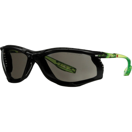 Lunettes de s&eacute;curit&eacute; de s&eacute;rie Solus CCS, Lentille Gris, Antibu&eacute;e/Anti-&eacute;gratignures, R&eacute;pond ou surpasse la norme CSA Z94.3 Distribution Élite MP