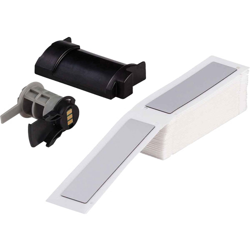 &eacute;tiquettes sur&eacute;lev&eacute;s pour panneaux, Polyester, 1" lo x 4" h, Blanc Distribution Élite MP