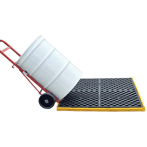4-Drum Flexible Ultra-Spill Deck&reg;, 22 US gal. Spill Capacity, 48" x 48" x 2.5" Distribution Élite MP