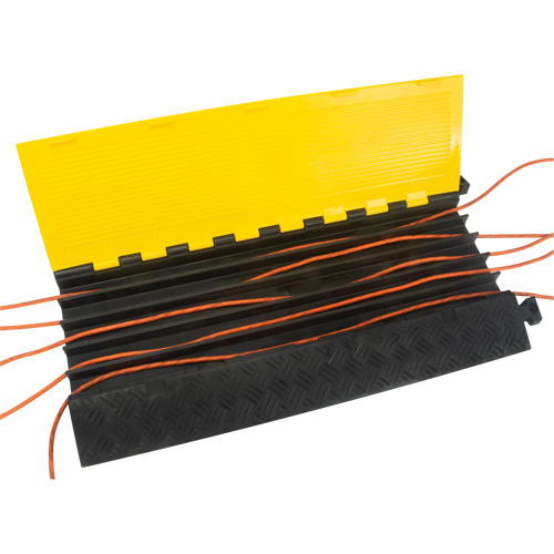 Polyurethane Cable Protector, 5 Channels, 35.43" L x 19.69" W x 2" H Distribution Élite MP