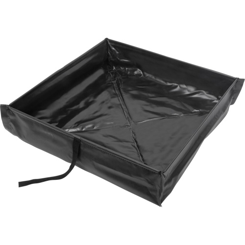 Collapsible Roll-Up Spill Berm, 60 US gal. Capacity, 4' W x 4' L x 6" H Distribution Élite MP