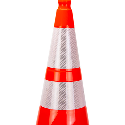 C&ocirc;ne de signalisation de premi&egrave;re qualit&eacute;, 28", Orange, Bande(s) r&eacute;fl&eacute;chissante(s) 4" & 6" Distribution Élite MP