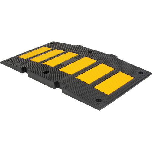 Middle Speed Hump, Rubber, 2' L x 8" W x 1-1/4" H Distribution Élite MP