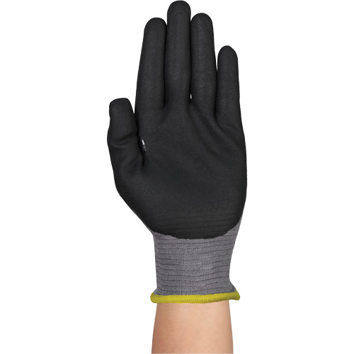 Gants r&eacute;sistants &agrave; la coupe HYFLEX 11-584, Taille 6/T-petit, Calibre 21, Rev&ecirc;tement Mousse de nitrile, Enveloppe en PEHP/Intercept, ASTM ANSI niveau A6/EN 388 niveau F Distribution Élite MP