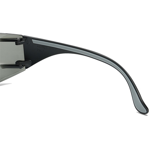 Lunettes de s&eacute;curit&eacute; Adapt Lite, Lentille Fum&eacute;e, Antibu&eacute;e/Anti-&eacute;gratignures, ANSI Z87+/R&eacute;pond ou surpasse la norme CSA Z94.3 Distribution Élite MP