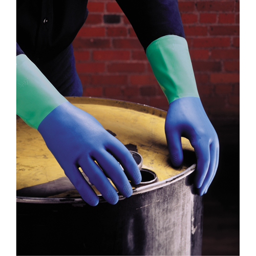 Gants Protector, Taille 6/Petit/6,5, 13" lo, Nitrile/Latex de caoutchouc, Doublure en Ouat&eacute;e, 28 mils Distribution Élite MP