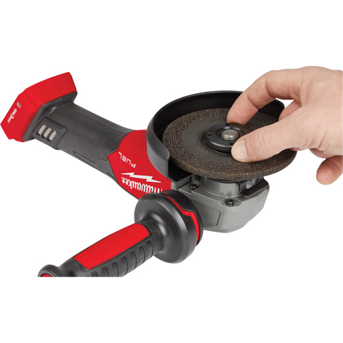 M18 Fuel Slide Switch Braking Grinder with One-Key Slide Switch (Tool Only), 4-1/2" or 5" Wheel, 18 V Distribution Élite MP
