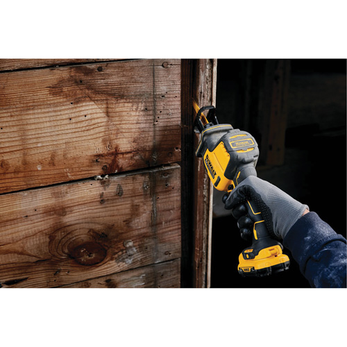 Scie alternative sans fil Max* (outil seulement), 12 V, Lithium-ion Bloc-pile, 0-2800 coups/min Distribution Élite MP