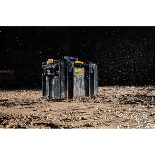 ToughSystem&reg; 2.0 Extra Large Toolbox, 21-3/4" x 14-3/4" x 16-1/4", Black Distribution Élite MP