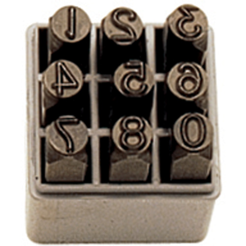 Jeu de num&eacute;ros &agrave; estamper &agrave; la main, 9 morceaux Distribution Élite MP