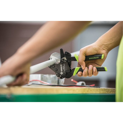 Quick-Release Ratcheting PVC Cutter, 1-5/8" Capacity Distribution Élite MP