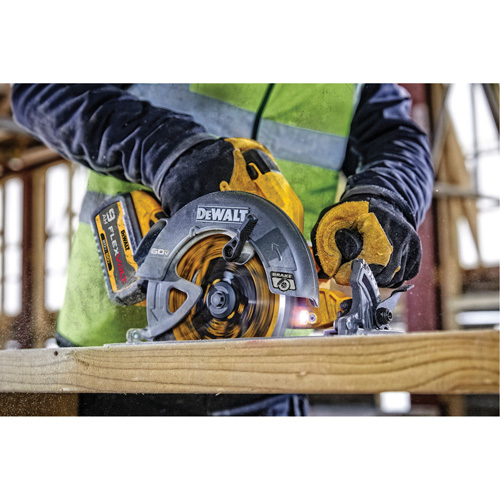 Ensemble de scie circulaire sans balai Flexvolt Max avec frein &eacute;lectrique, 7-1/4", 60 V Distribution Élite MP