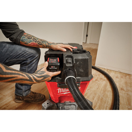 M18 Fuel Cordless Wet/Dry Vacuum, 18 V, 6 gal. Capacity Distribution Élite MP