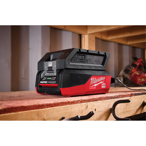 MX FUEL Rapid Charger, 120 V, Lithium-Ion/NiCd/Ni-MH Distribution Élite MP