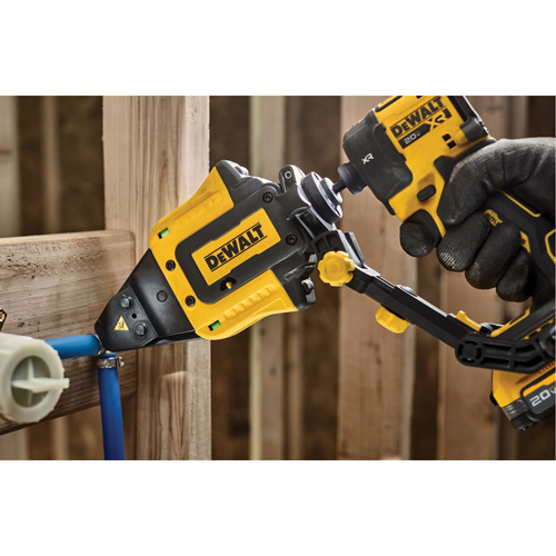 IMPACT CONNECT PEX Pinch Clamp Attachment Distribution Élite MP