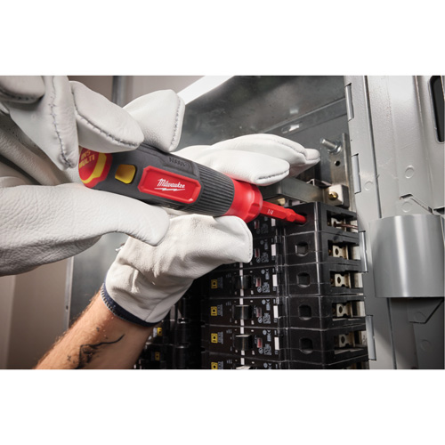 Tournevis &agrave; embouts interchangeables &agrave; tige articul&eacute;e isol&eacute; 1000 V, 2-en-1, 8-4/5" lo, Prise Coussin&eacute;e Distribution Élite MP