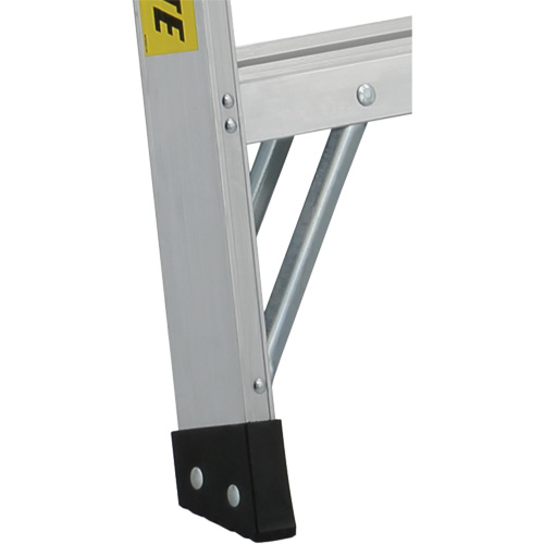 3400 Series Industrial Extra Heavy-Duty Step Ladder, 4', Aluminum, 300 lbs. Capacity, Type 1A Distribution Élite MP