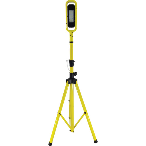 Beacon Infinity Light Tripod with Magnetic Mount, LED, 40 W, 5400 Lumens, Plastic/Aluminum Housing Distribution Élite MP