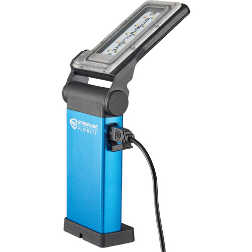 Lampe de travail multifonctionnelle compacte FlipMate, DEL, 500 lumens, Boîtier en Aluminium Distribution Élite MP