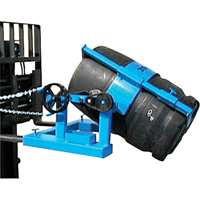 Fork Mounted Drum Lifter, 55 US gal. (45 Imperial Gal.) Drum Size, 1500 lbs./680 kg. Cap. Distribution Élite MP