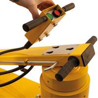 Cric Mammut, 165 tonnes, Air comprim&eacute;/hydraulique Distribution Élite MP