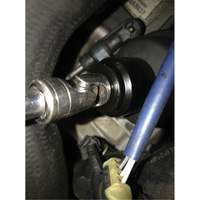 Douille pour filtre &agrave; carburant Cummins 6,7 L - 28 mm Distribution Élite MP