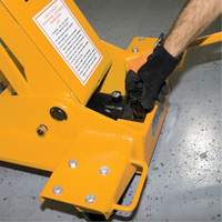 Cric de transmission Yellow Jackit, Cap. de levage 2,2 tonnes Distribution Élite MP