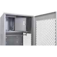 Casier pour &eacute;quipement avec porte, Acier, 24" la x 24" p x 72" h, Gris Distribution Élite MP