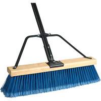 Balai-brosse &agrave; manche renforc&eacute; Ryno, 36", Fin, Soies PVC Distribution Élite MP