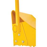 Ice Chock with Ergonomic Handle, Steel, Yellow, 8-1/16" W x 10-5/8" D x 8-13/16" H Distribution Élite MP