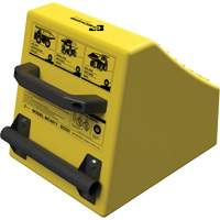 Cale de roue ultra-robuste pour l'exploitation mini&egrave;re Checkers Safety, PEHD, Jaune, 14-1/2" la x 17-1/2" p x 16" h Distribution Élite MP